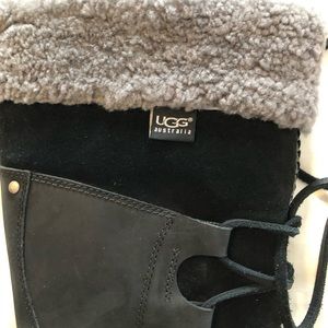 Women’s Ugg Winter Boots. Size 8.
